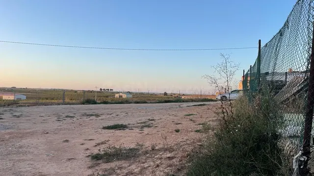 Terreno urbano en venta en Villamalea, Albacete. - foto 3