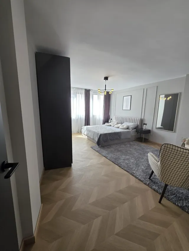 Apartamento con terraza, Alicante, Torrevieja, Playa de los Locos. 3 habitaciones, 110 m2, 200 metros al mar — 16