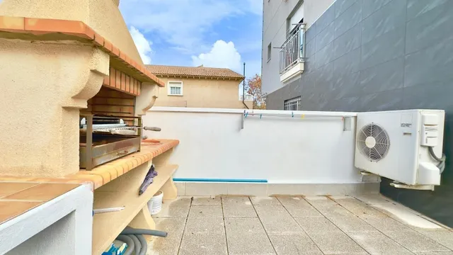 Edificio 90m² en venta - Playa de los locos - foto 3