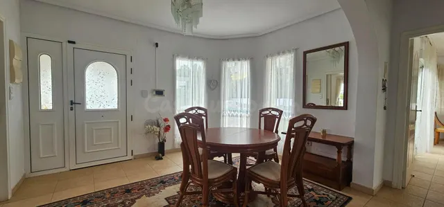 Impresionante villa independiente de 4 dormitorios con pisci - foto 5