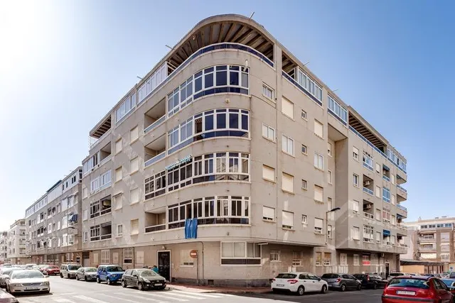 Apartamento en el centro de Torrevieja cerca de la playa Playa del Cura — 2
