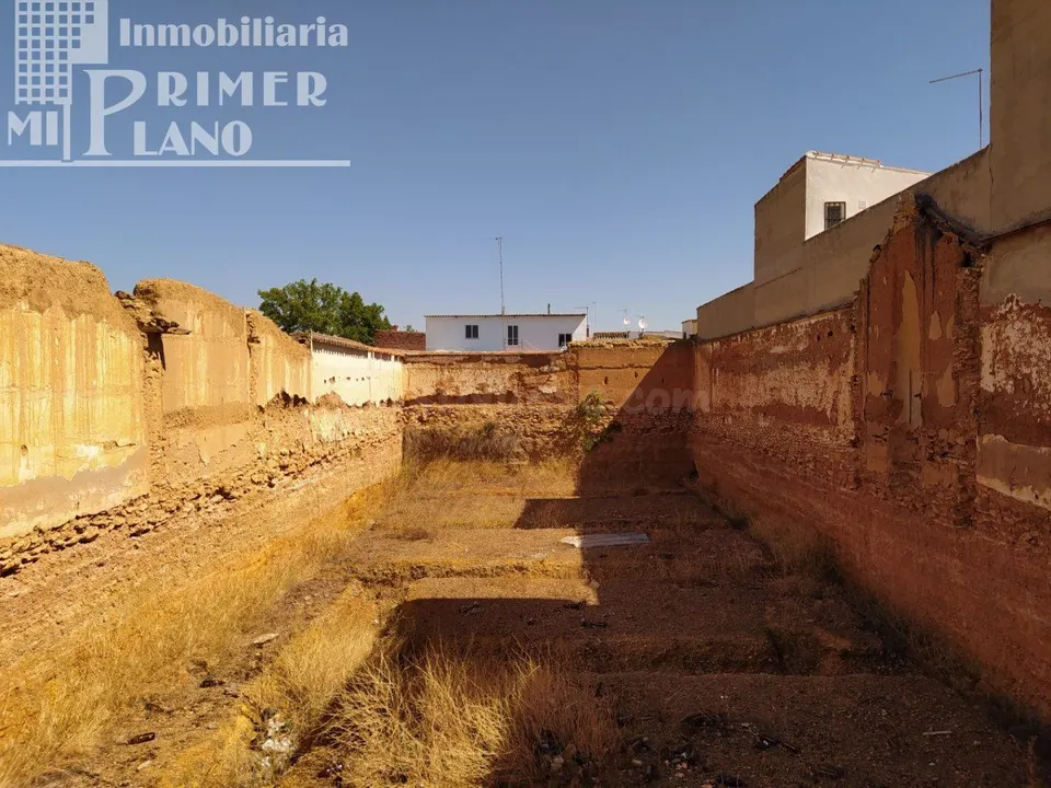 *¡Oferta! Solar con 420m2*
