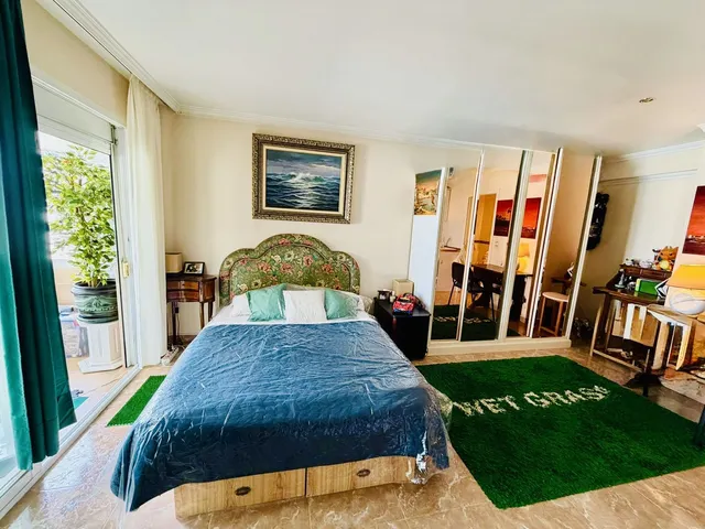 Chalet 6 habitaciones 420m² en venta - Centro — 28
