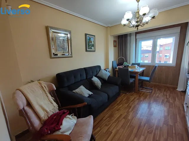ALQUILER DE habitación CON TERRAZA. GASTOS INCLUIDO EN EL PR - foto 3
