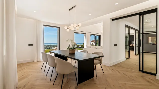 Villa de lujo de 5 dormitorios y 7 baños con impresionantes vistas al Mar. La Quinta, Benahavís — 13