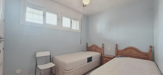 Se vende piso de 2 dormitorios con amplia terraza, garaje y trastero en Aguadulce Sur — 24