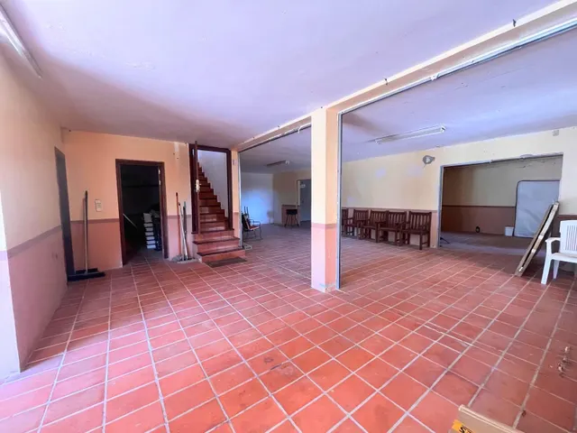 Chalet independiente, Piscina, gran garaje, aire acondicionado, gran parcela — 18