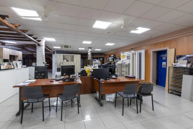 Venta Instalaciones Comerciales — 8