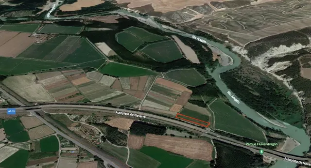 PARCELA RURAL EN MARCILLA — 2