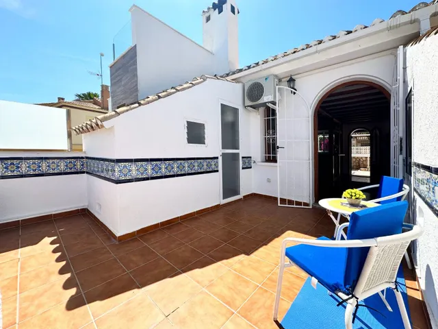 Casa 3 habitaciones 98m² en venta - Lomas de Cabo Roig — 46