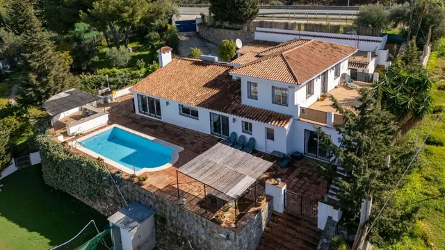Finca rústica 9 habitaciones 588m² en venta - Costa del Sol — 44