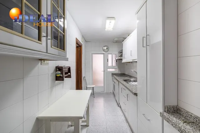 MAGNIFICA VIVIENDA EN LAS FLORES - CAMINO DE RONDA — 10