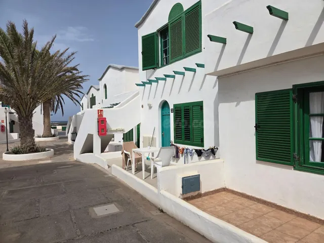 Estudio en primera línea con acceso directo a la playa – El  - foto 5