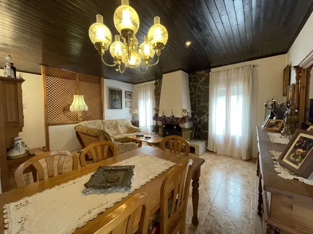 MASIA DE 4 habitaciones EN FONOLLOSA - foto 3
