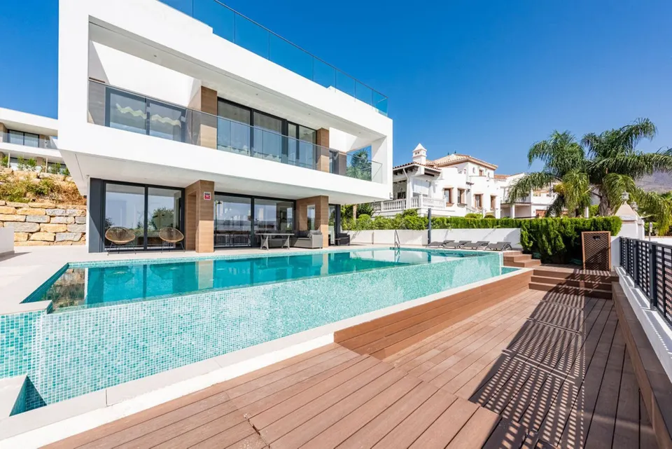 Chalet 3 habitaciones 220m² en venta - Costa Del Sol