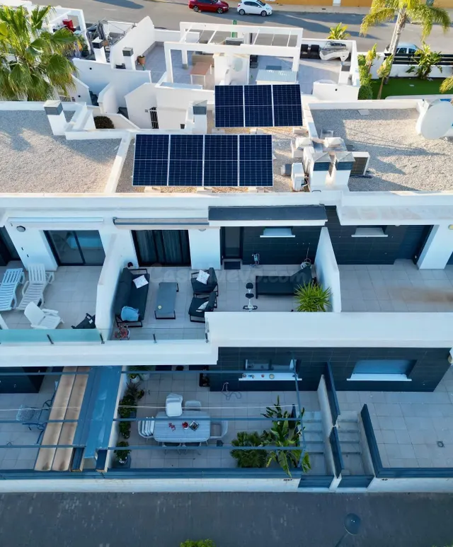 Moderna vivienda pareada en exclusiva urbanización – Lomas d - foto 5