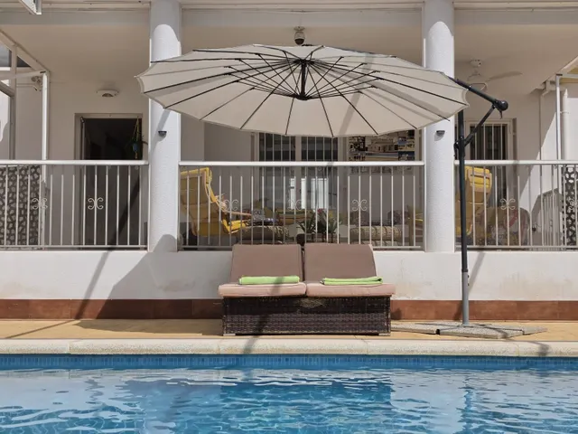 Villa 3 habitaciones 263m² en venta - Comunidad valenciana — 33