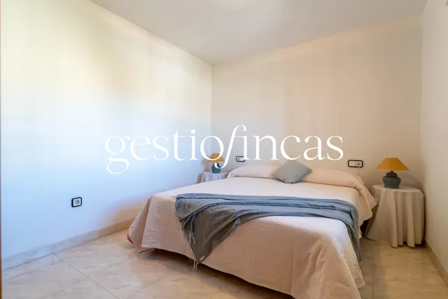 ¡Vive junto al mar en una de las zonas más privilegiadas de Cambrils! Piso con terraza y parking a pocos pasos de la playa de la Llosa en Cambrils — 14