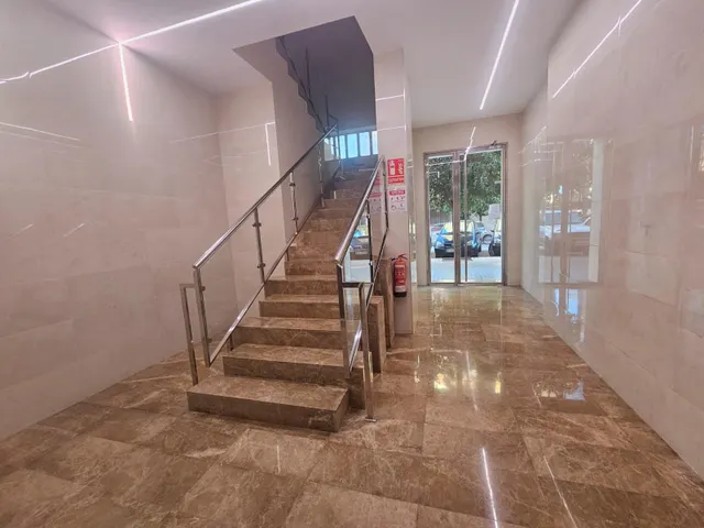 Piso 3 habitaciones, baño y aseo en Valencia — 21