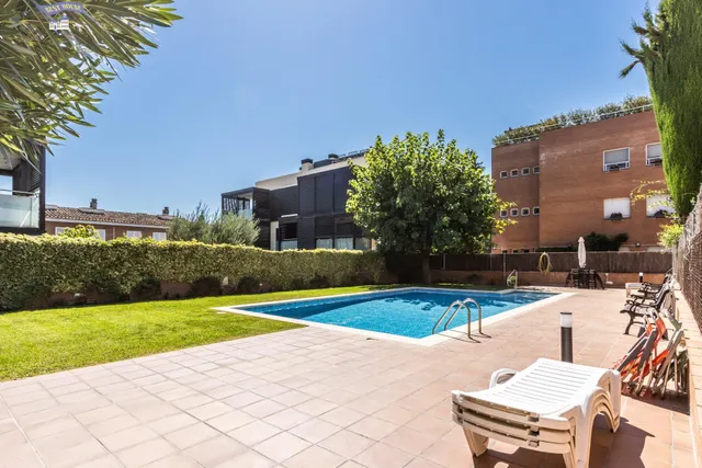 EN EXCLUSIVA!!!! ESPECTACULAR BAJOS CON TERRAZA DE 170 M2 . PARC CENTRAL — 44
