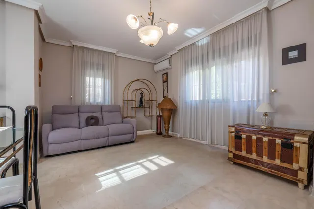 EXCLUSIVA VIVIENDA CON PISCINA PRIVADA EN URBANIZACIÓN "EL TORREÓN" EN ALBOLOTE — 6