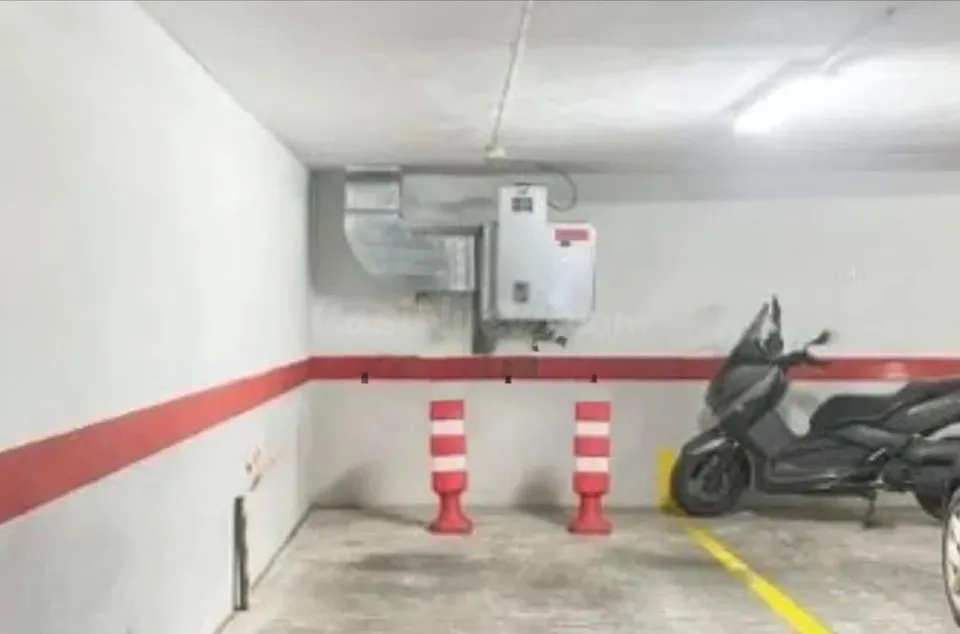 En venta Plaza de garaje en Mossen Jacint Verdeguer