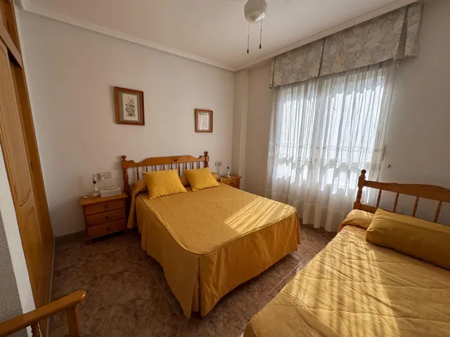 ¡vive en el centro de Torrevieja, a un paso del mar! — 13