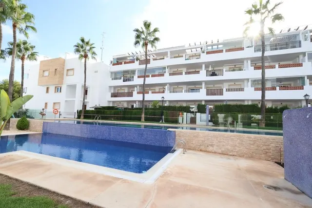 Apartamento frente a Villamartin Golf — 26
