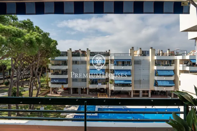 Piso con solárium en Gavà Mar — 9