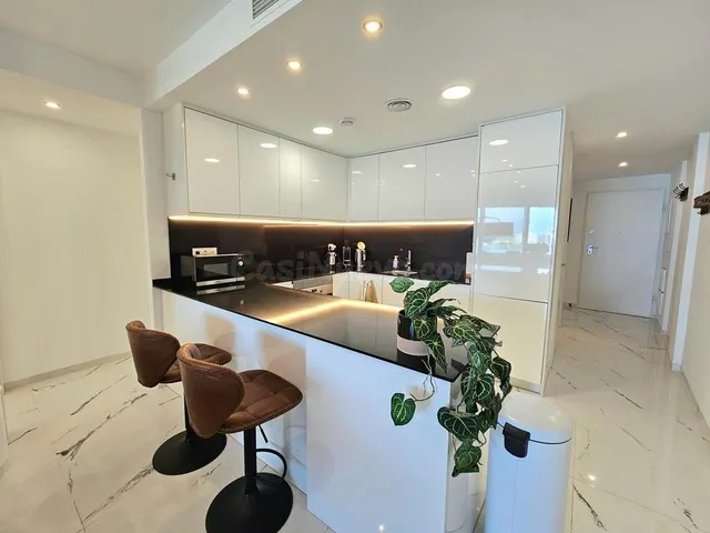 GRAN APARTAMENTO EN GRAN ALACANT: 3 HAB, 2 BAÑOS - foto 4