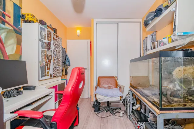 Piso urbanización giner de los ríos — 19