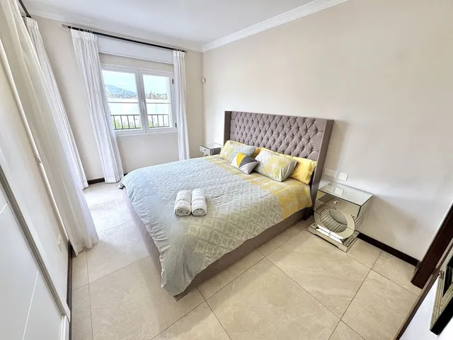 Chalet 5 habitaciones 220m² en venta - Marbella — 18