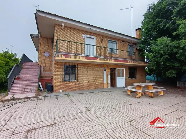 ✨ Parcela con vivienda de dos plantas independientes en Carr