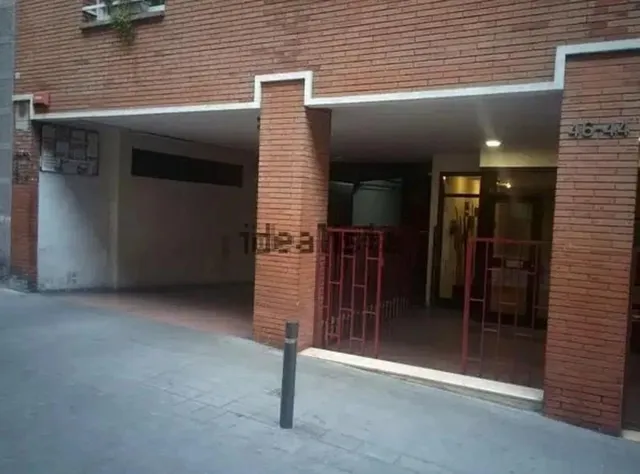 Garaje en venta en Calle de Guitard — 2