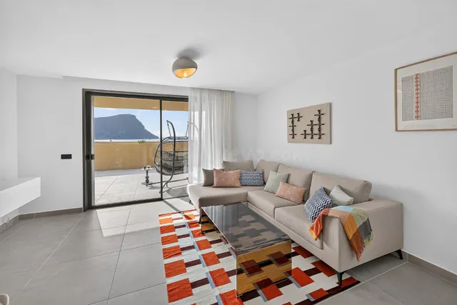 Apartamento Planta Baja - 3 dormitorios con amplia terraza y - foto 5