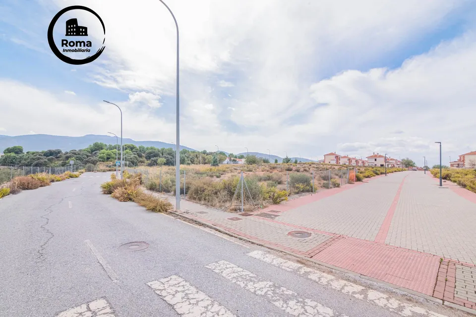 Oportunidad en venta de solar urbano en Otura