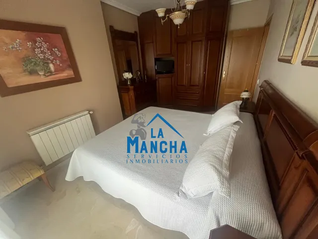 *235.000€* INMOBILIARIA LA MANCHA VENDE ADOSADO EN HELLIN-ALBACETE — 24