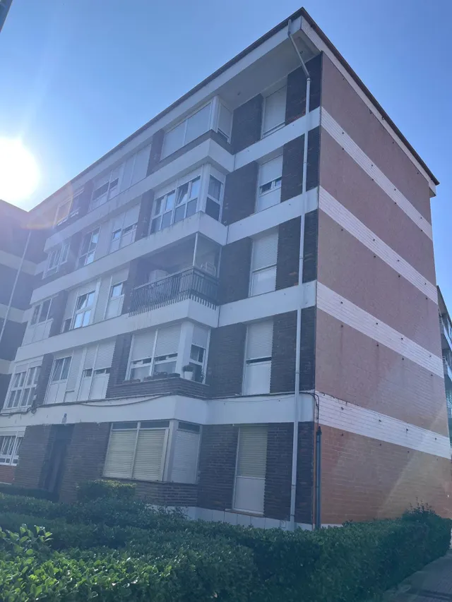 PRECIOSO PISO JUNTA A LA RIA DE COLINDRES DE 3 DORMITORIOS — 38