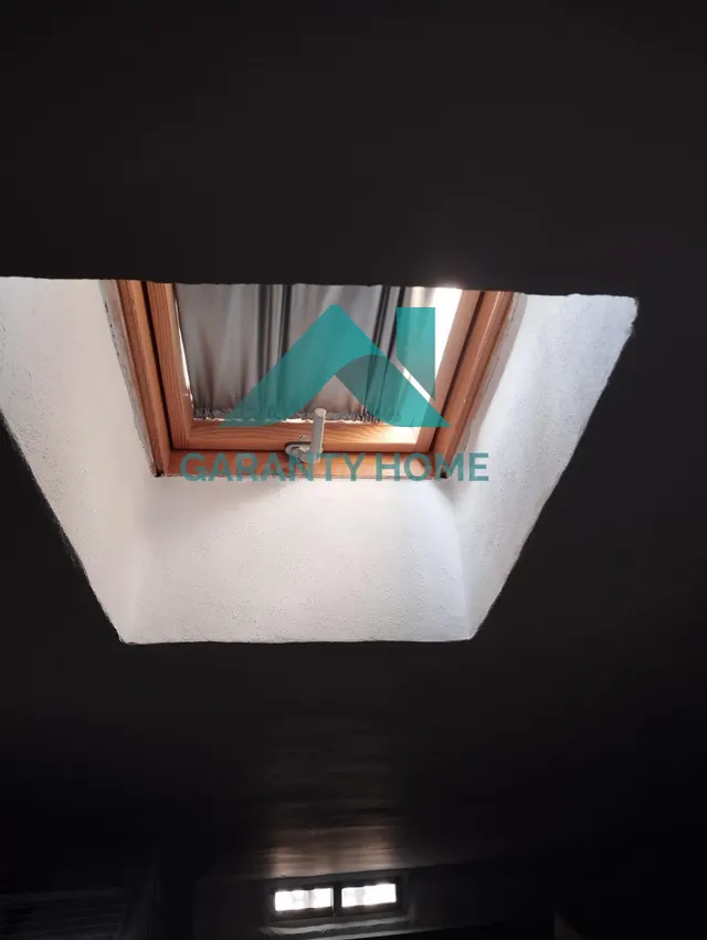 ¡SE ALQUILA APARTAMENTO ABUHARDILLADO REFORMADO! - foto 3