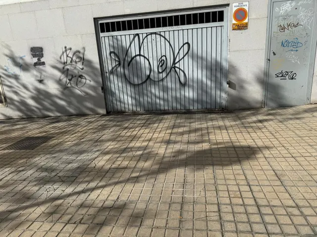 VENTA DE  PLAZAS DE GARAJES ZONA CENTRO PONFERRADA — 4