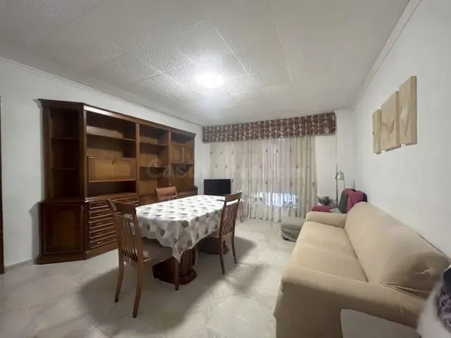 Piso en venta en calle Acadèmia – Lleida - foto 4