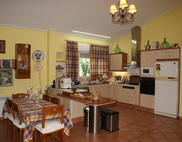 EXCLUSIVO CHALET  EN  BANYERES DE MARIOLA — 30