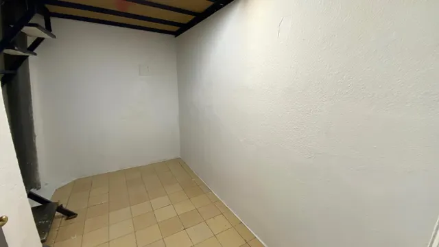 Local comercial en Estella — 8