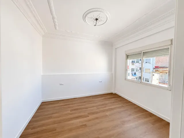 Piso de 4 habitaciones y reforma integral en pleno centro de Valencia — 20