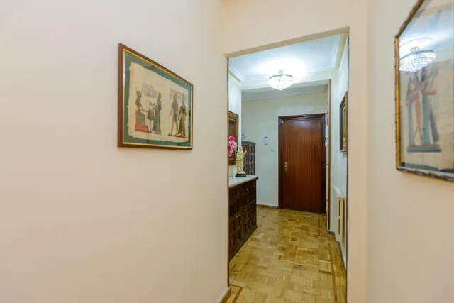LUZ, CUATRO habitaciones ,TERRAZA Y TRASTERO EN UNA DE LAS MEJORES ZONAS DE OVIEDO — 38