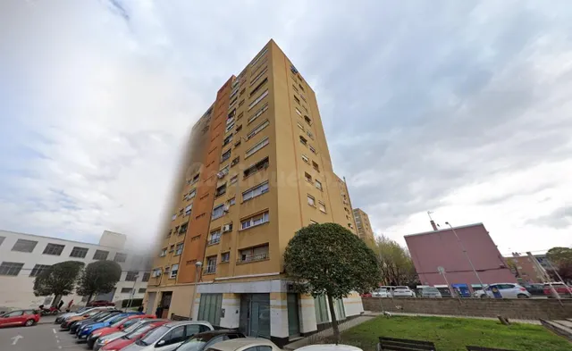 Se vende piso ALQUILADO en Calle Vint-I-Cinc De Setembre de  - foto 2