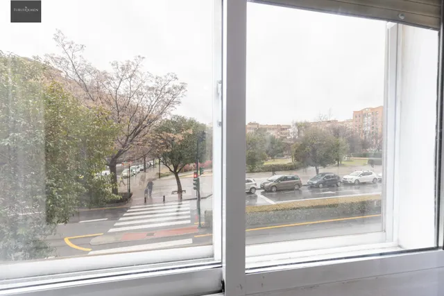 PISO DE 4 DORMITORIOS EN CAMINO DE RONDA — 30
