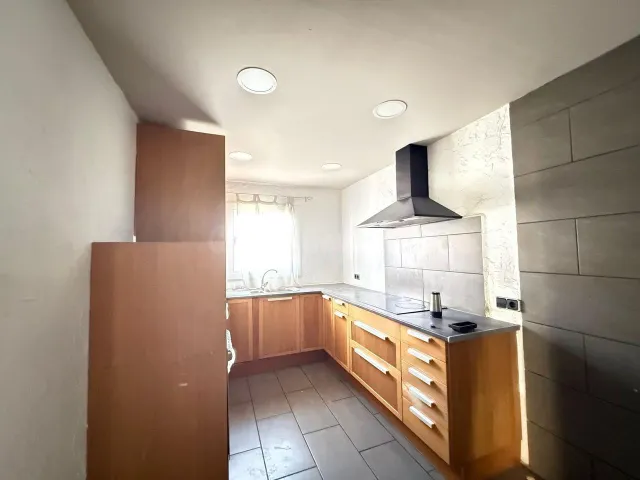Chalet adosado con piscina comunitaria en Cunit