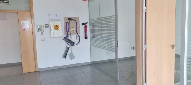 VENTA DE OFICINA EN EDIFICIO ESTADIO NUEVO MIRANDILLA (CARRA - foto 5