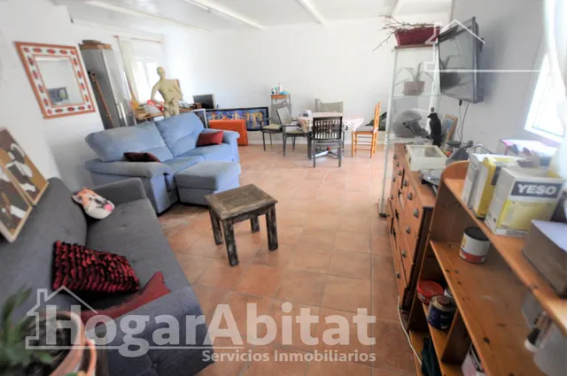 Maravilloso chalet con piscina, garaje, barbacoa y un impresionante jardín — 6